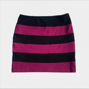 3/$15 Magenta and black striped pencil skirt